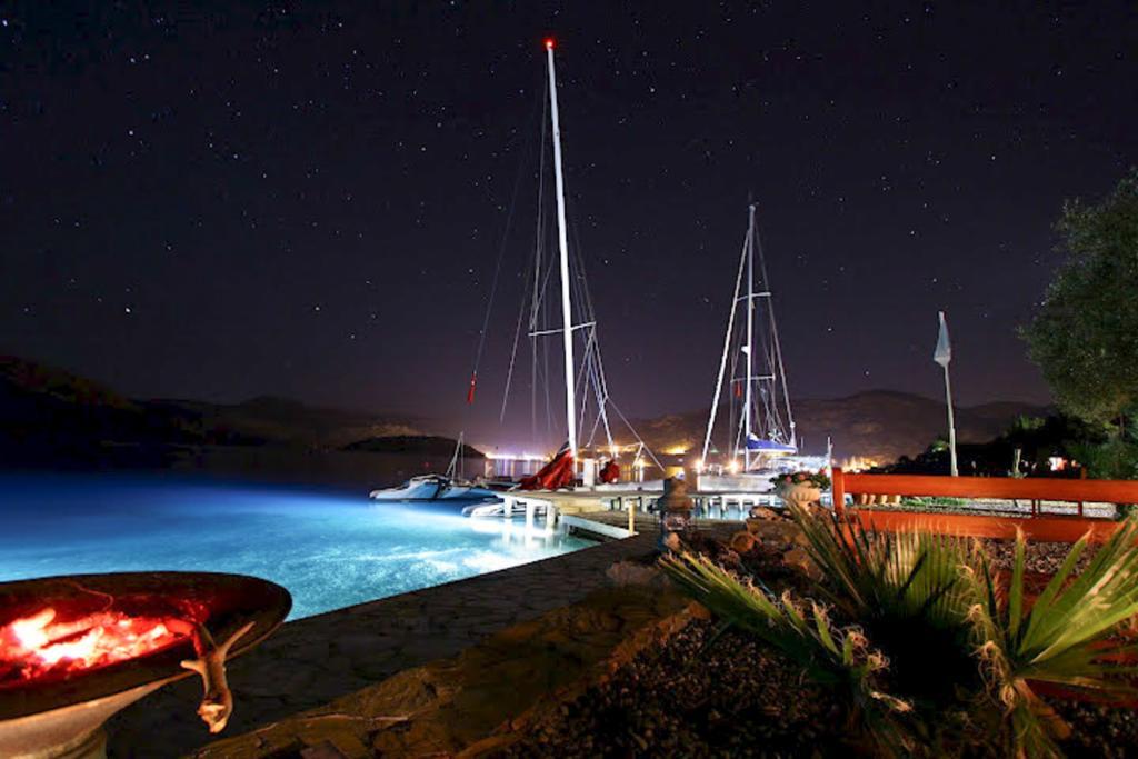 מלון Bozburun Yacht Club מראה חיצוני תמונה
